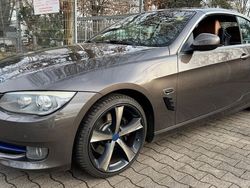 Grau Gebraucht 2010 BMW 325 Cabriolet Sport Line Cabrio | 7.100 € (Superpreis)