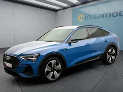 Blau Gebraucht 2020 Audi e-tron SUV | 37.549 € (Etwas zu teuer)