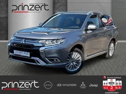 Platinumgrau (m) Gebraucht 2020 Mitsubishi Outlander P-HEV Plus SUV | 26.470 € (Teuer)