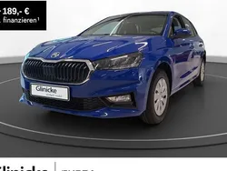 Blau Neu 2025 Skoda Fabia Essence Limousine | 17.990 € (Guter Preis)