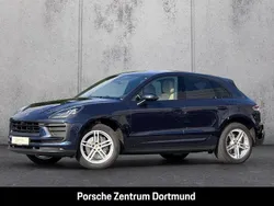 Blau Gebraucht 2022 Porsche Macan SUV | 72.900 € (Teuer)