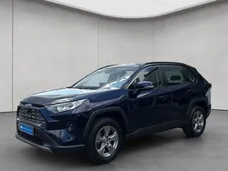 Blau Gebraucht 2023 Toyota RAV4 Hybrid Business Edition SUV | 34.970 € (Fairer Preis)