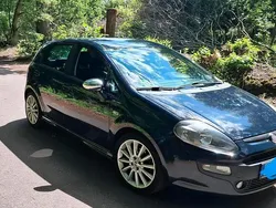 Blau Gebraucht 2010 Fiat Punto Sport Kleinwagen | 2.400 € (Fairer Preis)