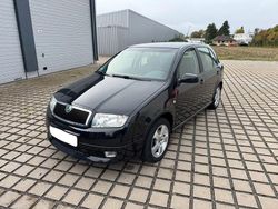 Schwarz Gebraucht 2002 Skoda Fabia Kleinwagen | 1.850 € (Fairer Preis)