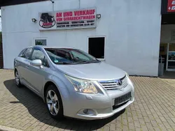 Silber Gebraucht 2009 Toyota Avensis Executive Kombi | 3.990 € (Superpreis)