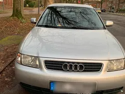 Silber Gebraucht 2000 Audi A3 Limousine | 2.650 € (Teuer)