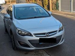 Grau Gebraucht 2015 Opel Astra S Kombi | 4.998 € (Guter Preis)
