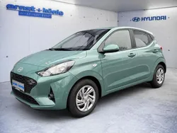 Mangrove green Gebraucht 2024 Hyundai i10 Select Kleinwagen | 15.870 € (Fairer Preis)