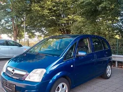 Blau Gebraucht 2007 Opel Meriva Van / Kleinbus | 2.650 € (Etwas zu teuer)