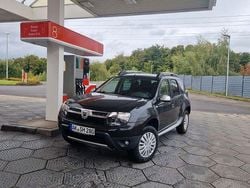 Schwarz Gebraucht 2011 Dacia Duster Lauréate SUV | 6.500 € (Fairer Preis)