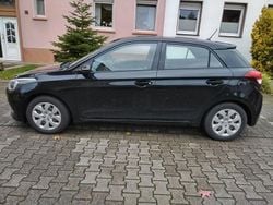Schwarz Gebraucht 2017 Hyundai i20 GO! Limousine | 7.600 € (Guter Preis)