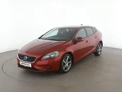 Rot Gebraucht 2015 Volvo V40 You! Kombi | 13.060 € (Etwas zu teuer)