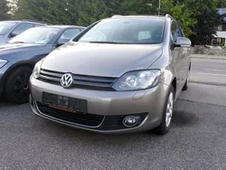 Braun Gebraucht 2010 VW Golf Plus Cross Highline Van / Kleinbus | 2.999 € (Guter Preis)
