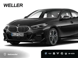 Black sapphire (schwarz) Gebraucht 2021 BMW 218 M Sport Coupé | 25.990 € (Fairer Preis)