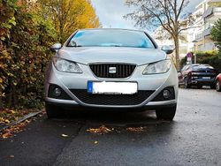 Silber Gebraucht 2011 Seat Ibiza Sport Limousine | 3.999 € (Guter Preis)