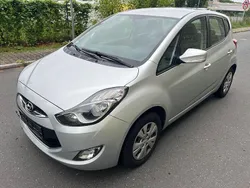 Silber Gebraucht 2012 Hyundai ix20 Edition Van / Kleinbus | 5.290 € (Guter Preis)