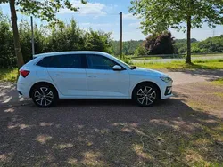 Weiß Gebraucht 2024 Skoda Scala Selection Kleinwagen | 19.900 € (Fairer Preis)