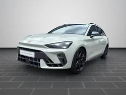 Taigagrau (metallic) Gebraucht 2025 Cupra Leon VZ Limousine | 51.490 €