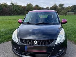 Schwarz Gebraucht 2013 Suzuki Swift Kleinwagen | 5.900 €