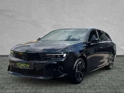 Lackierung schwarz perla nera/typ aussenverkleidung metallic perlmutt Gebraucht 2024 Opel Astra GS Line Kombi | 27.480 € (Fairer Preis)