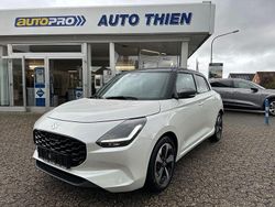 Weiß Gebraucht 2025 Suzuki Swift Comfort+ Limousine | 18.490 €