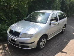 Silber Gebraucht 2005 Skoda Fabia Kombi | 650 € (Guter Preis)