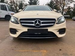 Beige Gebraucht 2020 Mercedes E220 AMG line Limousine | 22.800 € (Superpreis)
