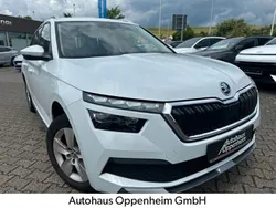Weiß Gebraucht 2023 Skoda Kamiq Style SUV | 20.249 € (Fairer Preis)
