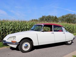 Weiß Gebraucht 1970 Citroën DS Limousine | 27.900 €