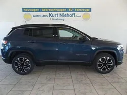 Blau Gebraucht 2023 Jeep Compass Limited SUV | 27.840 € (Guter Preis)
