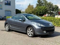 Grau Gebraucht 2009 Peugeot 207 CC Filou Cabrio | 3.990 € (Fairer Preis)