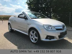 Silber Gebraucht 2005 Opel Tigra Cosmo Cabrio | 1.799 € (Fairer Preis)