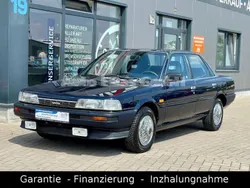 Blau Gebraucht 1987 Toyota Camry Limousine | 4.450 €
