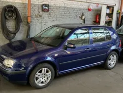 Blau Gebraucht 2002 VW Golf IV Limousine | 1.500 € (Guter Preis)