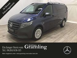 Sodalithblau Gebraucht 2024 Mercedes Vito Van / Kleinbus | 46.766 €