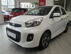 Weiß Gebraucht 2016 Kia Picanto Spirit Kleinwagen | 11.990 € (Etwas zu teuer)