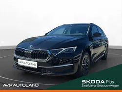 Schwarz magic perleffekt Gebraucht 2024 Skoda Octavia Selection Kombi | 27.645 € (Fairer Preis)