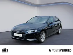 Mythosschwarz metallic Gebraucht 2022 Audi A4 Basis Kombi | 25.850 € (Guter Preis)
