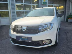 Weiß Gebraucht 2017 Dacia Sandero Ambiance Kleinwagen | 7.490 € (Fairer Preis)