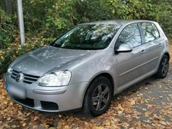 Gold Gebraucht 2007 VW Golf V Kleinwagen | 4.300 € (Fairer Preis)