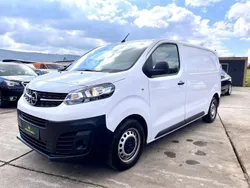 Jade weiss/arktis weiss Gebraucht 2022 Opel Vivaro Edition Van | 16.999 € (Superpreis)