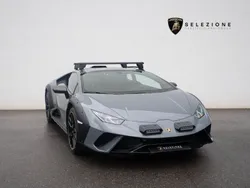 Grau Gebraucht 2023 Lamborghini Huracán | 329.900 €