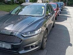 Silber Gebraucht 2017 Ford Mondeo Sport Kombi | 13.000 €