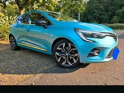 Blau Gebraucht 2021 Renault Clio V Intens Limousine | 16.000 € (Fairer Preis)