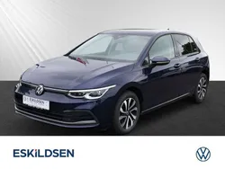 Blau Gebraucht 2022 VW Golf VIII Active Limousine | 22.690 € (Guter Preis)