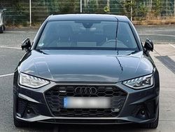Grau Gebraucht 2019 Audi A4 S-Line Limousine | 27.050 €