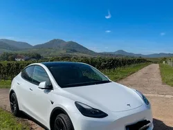 Weiß Gebraucht 2022 Tesla Model Y Long Range SUV | 36.100 € (Fairer Preis)