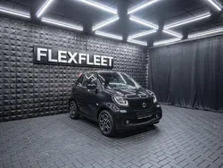 Schwarz Gebraucht 2018 Smart ForTwo Cabrio Cabrio | 16.999 € (Etwas zu teuer)