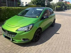 Grün Gebraucht 2015 Opel Corsa Color Edition Kleinwagen | 7.500 € (Teuer)