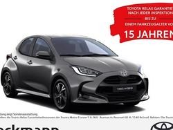 Grey metallic Neu 2025 Toyota Yaris Hybrid Limousine | 23.880 € (Guter Preis)